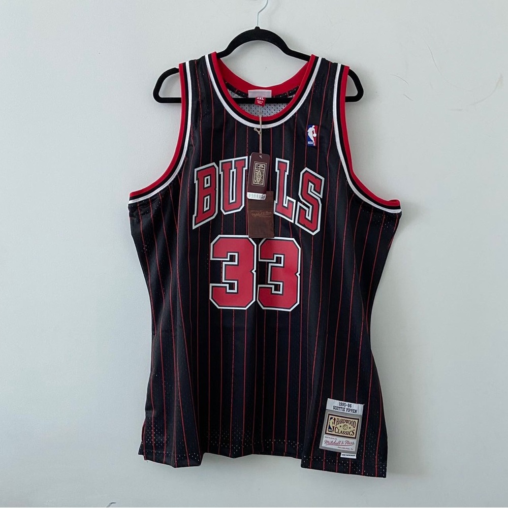 Mitchell & Ness Swingman Alternate Jersey Chicago Bulls 1995-96 Scottie Pippen